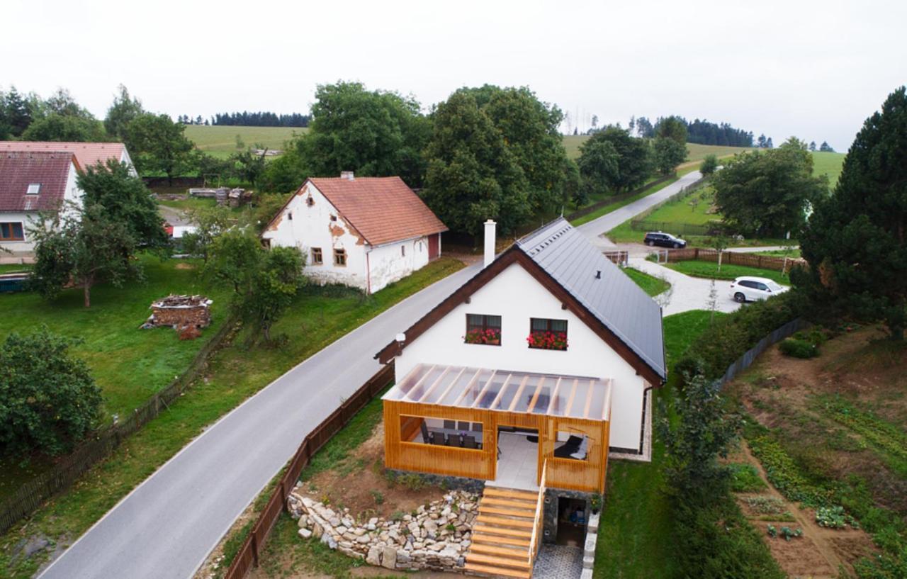 Chalupa Vojtechov Lísek Buitenkant foto